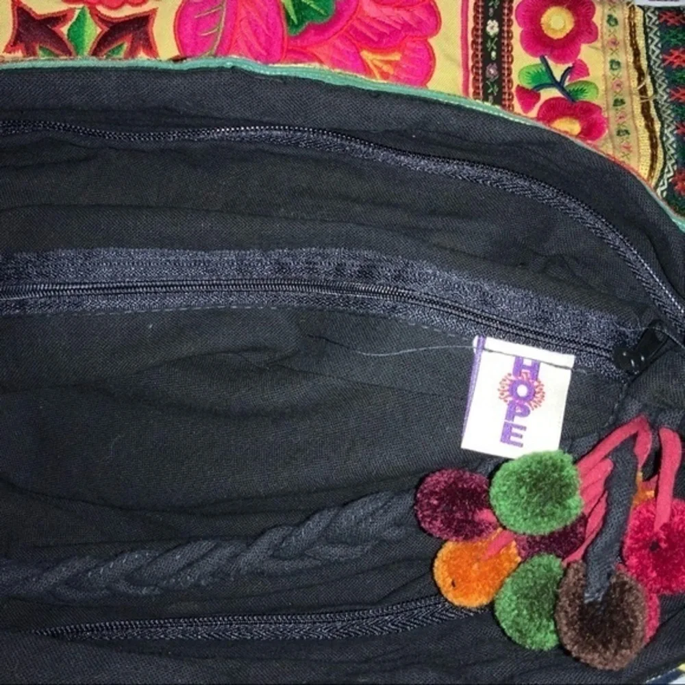 HOPE Floral embroidered tote w/pom-poms